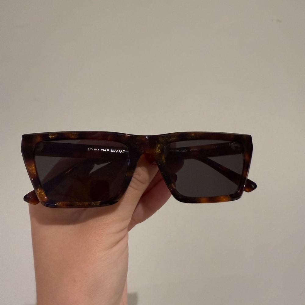 MVMT Tortoise Shell Sunglasses